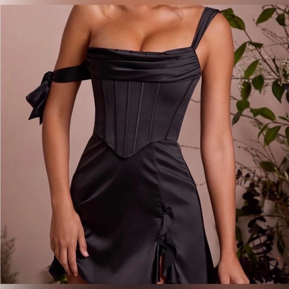 Oh Polly Black One Shoulder Corset Mini Dress size 6 - Picture 3 of 7